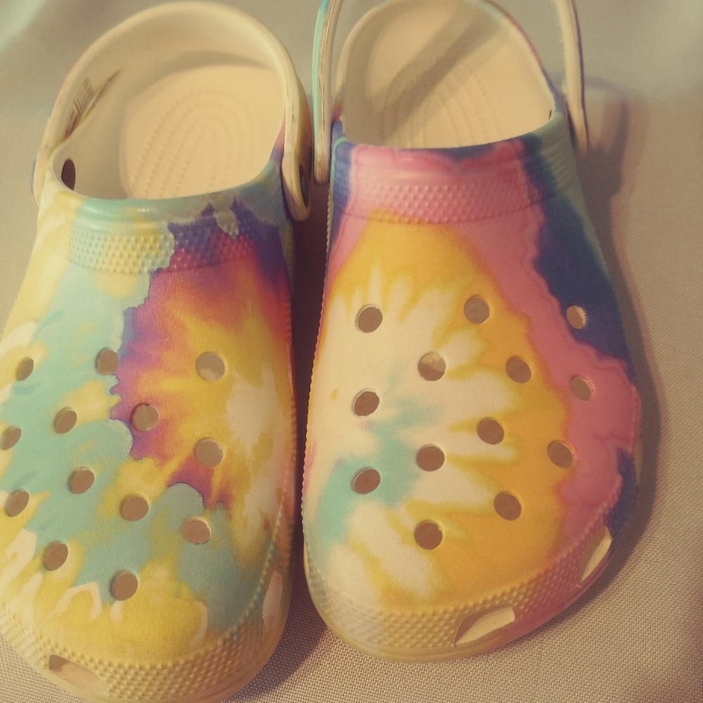 Women's size 11 Crocs
